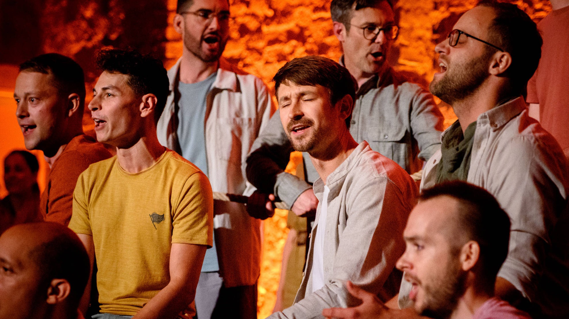 acapella Chor tonraumfünf10 mit seinem Konzertprogramm „Past Life Melodies“ im Theater im Delphi in Berlin-Weißensee